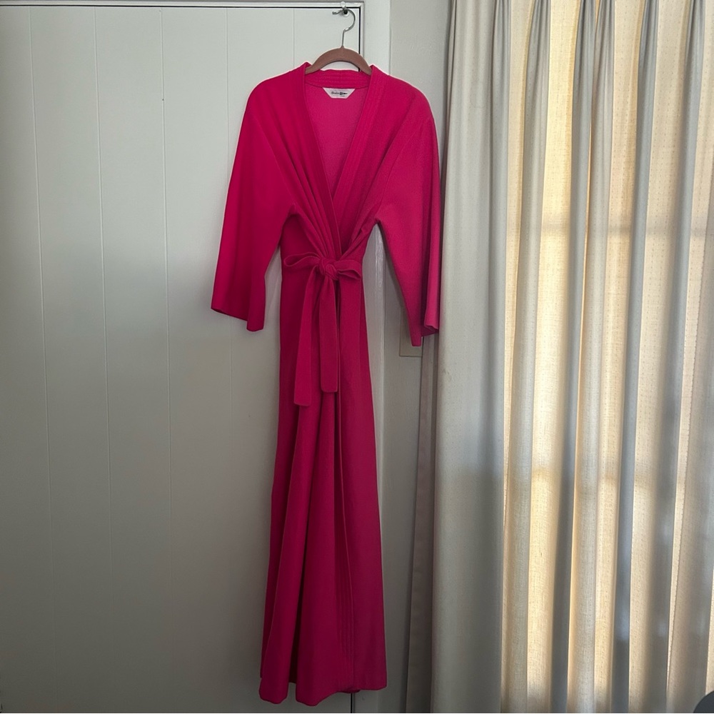70s Hot Pink ShadowLine Robe